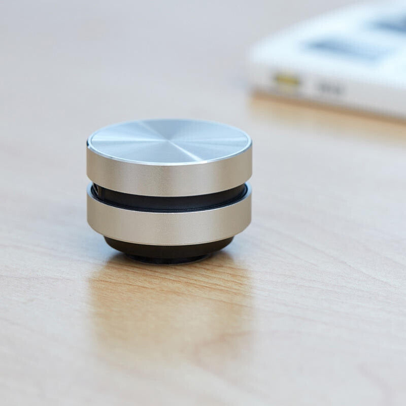 altavoz de conducción ósea
mini altavoz Bluetooth estéreo
altavoz portátil TWS
altavoz sin cables
altavoz para diferentes superficies
altavoz 115 db potente
altavoz innovador
altavoz para música y llamadas
mini speaker Bluetooth
gadget para sonido envolvente